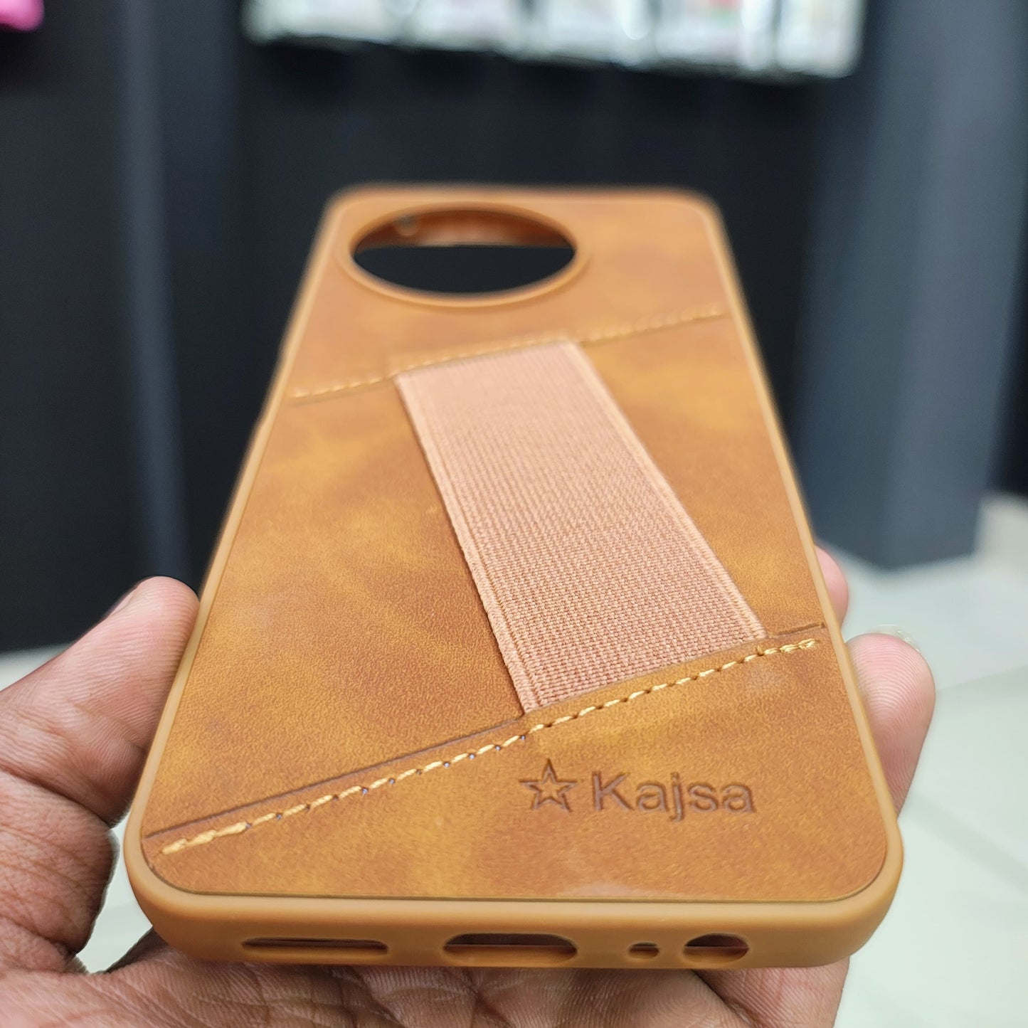 KAJSA LEATHER CASE WITH CLOTH