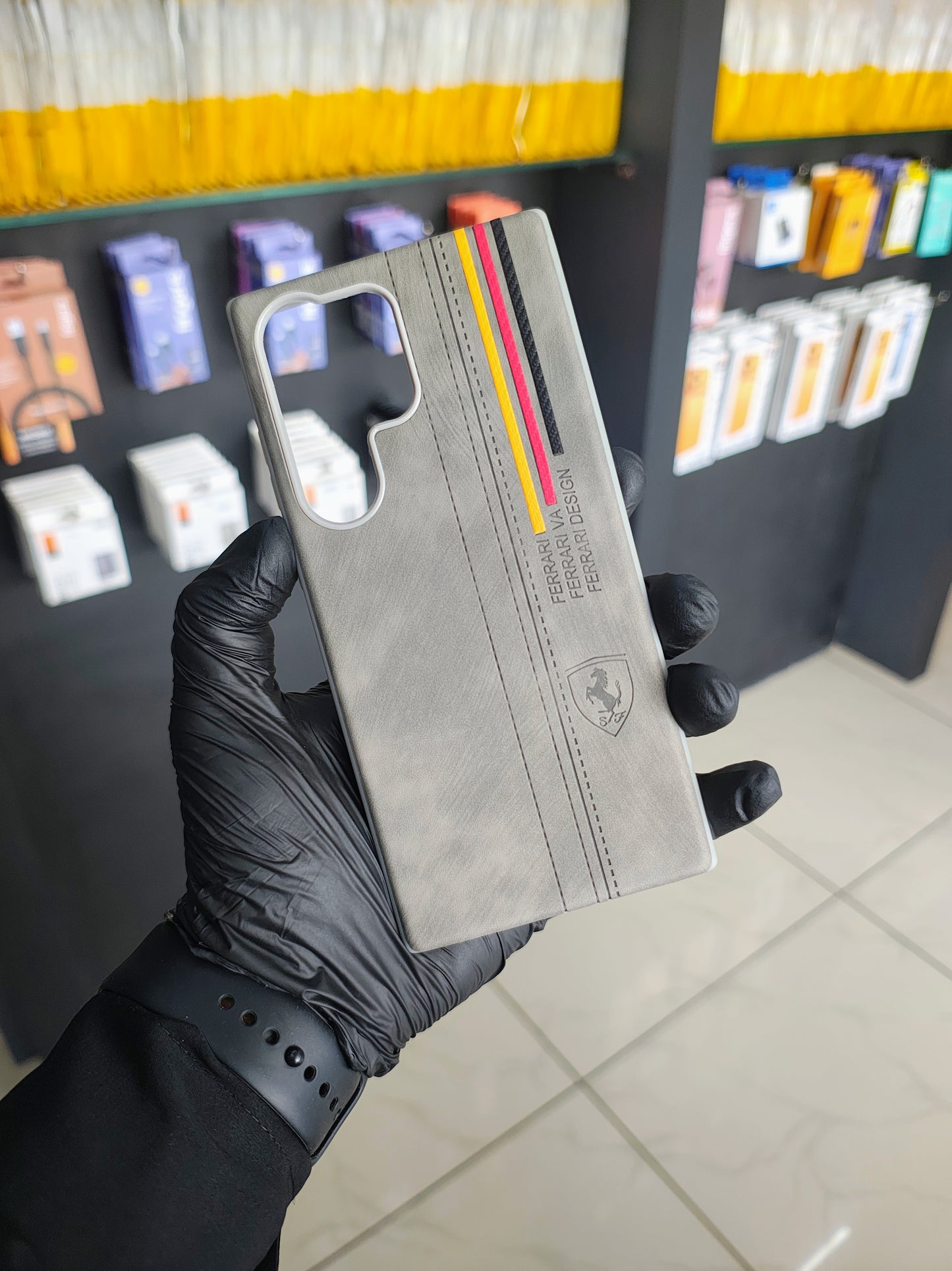 FERRARI LEATHER CASE ( 33060 )