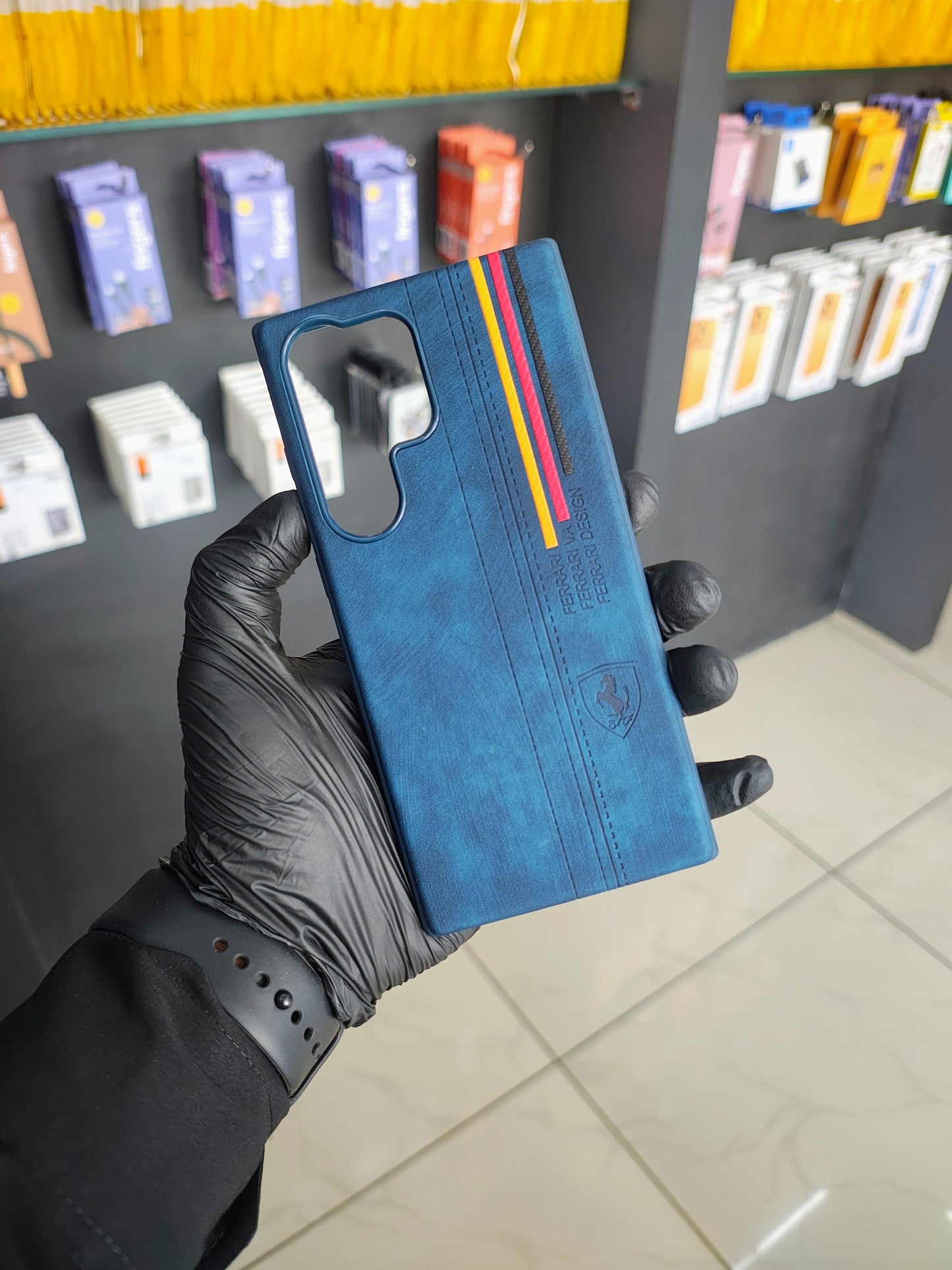 FERRARI LEATHER CASE ( 33060 )