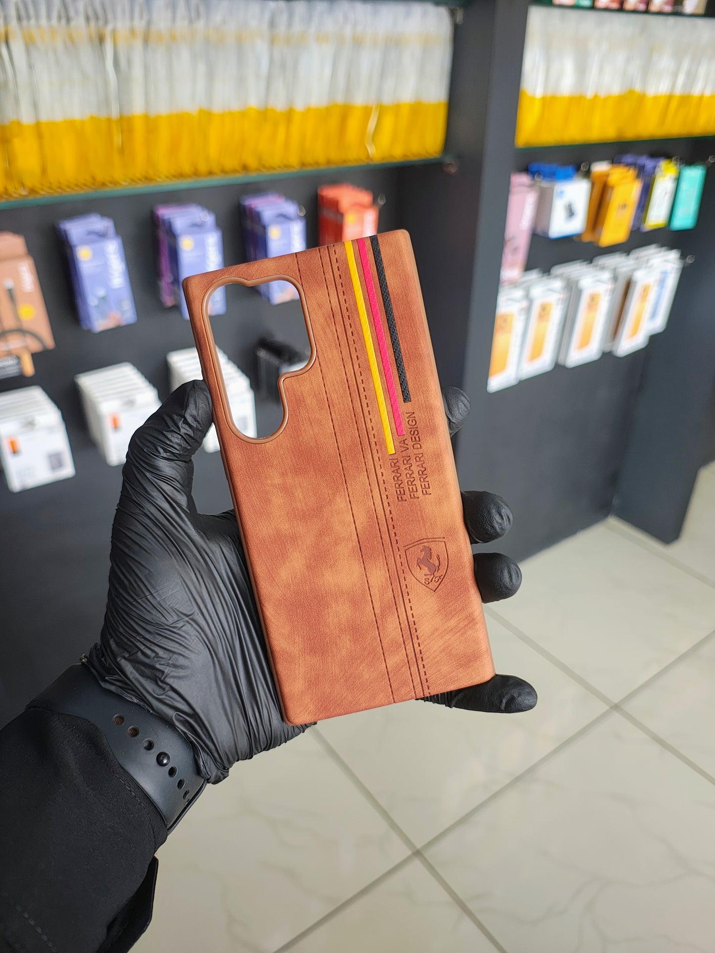 FERRARI LEATHER CASE ( 33060 )